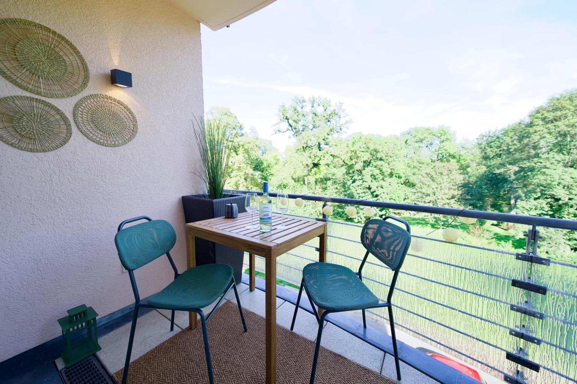 Edler Wohnraum Schwanenteich-Oase Mit Balkon, Kaffeevollautomat, Lift & Parkplatz Zwickau Exterior foto