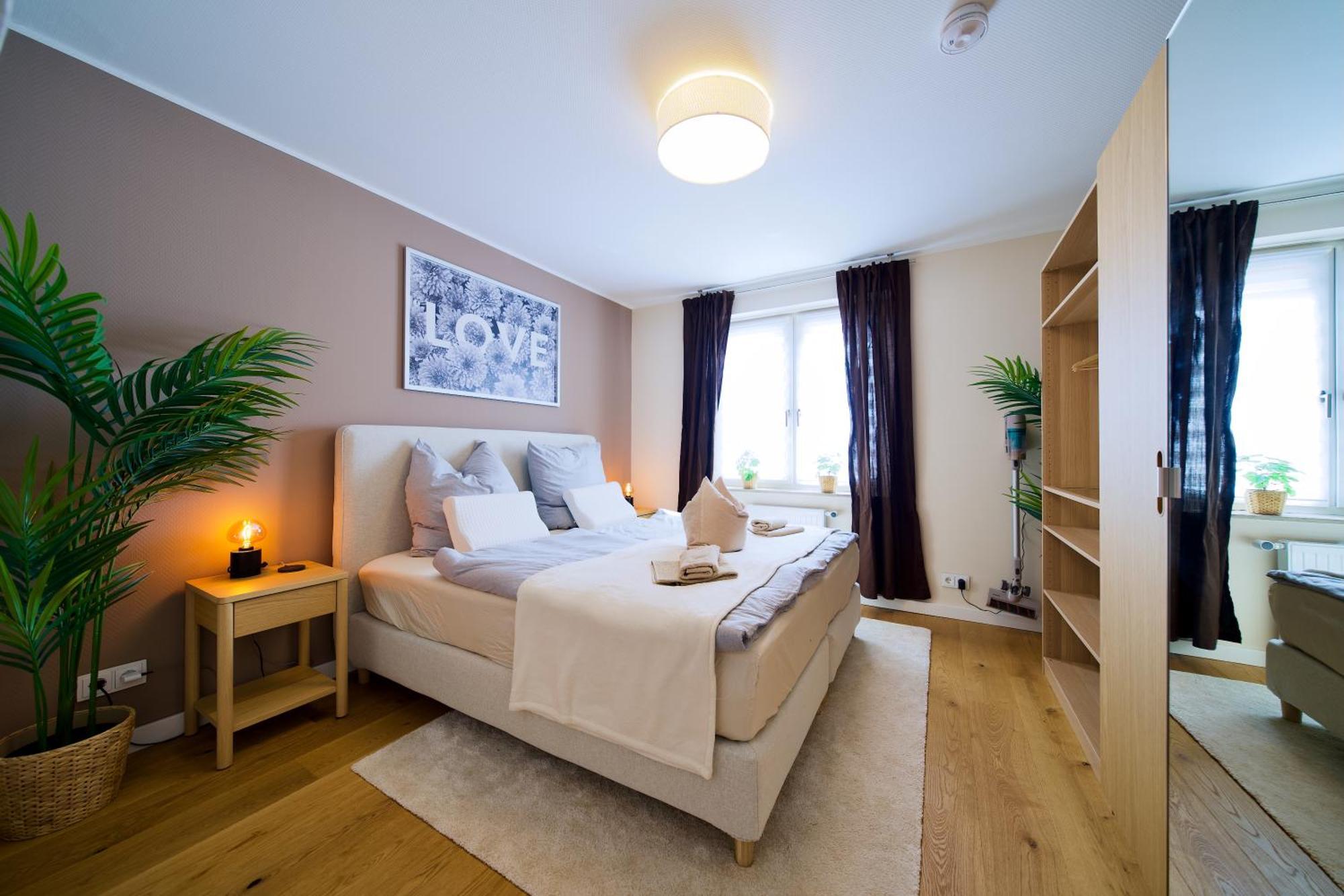 Edler Wohnraum Schwanenteich-Oase Mit Balkon, Kaffeevollautomat, Lift & Parkplatz Zwickau Exterior foto
